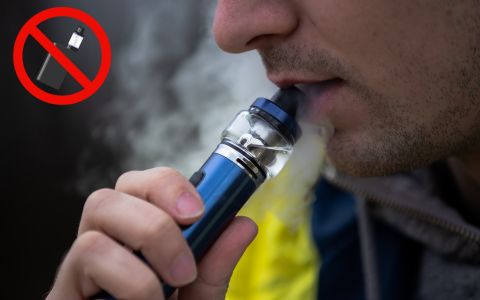 戒烟戒电子烟——为了健康，和美丽的笑容