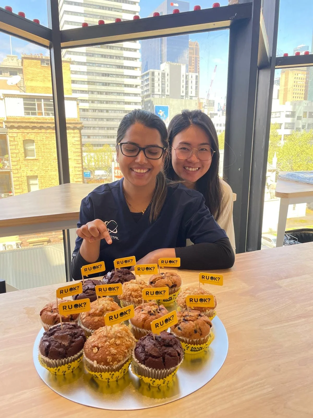 MC牙科诊所的"你还好吗"日