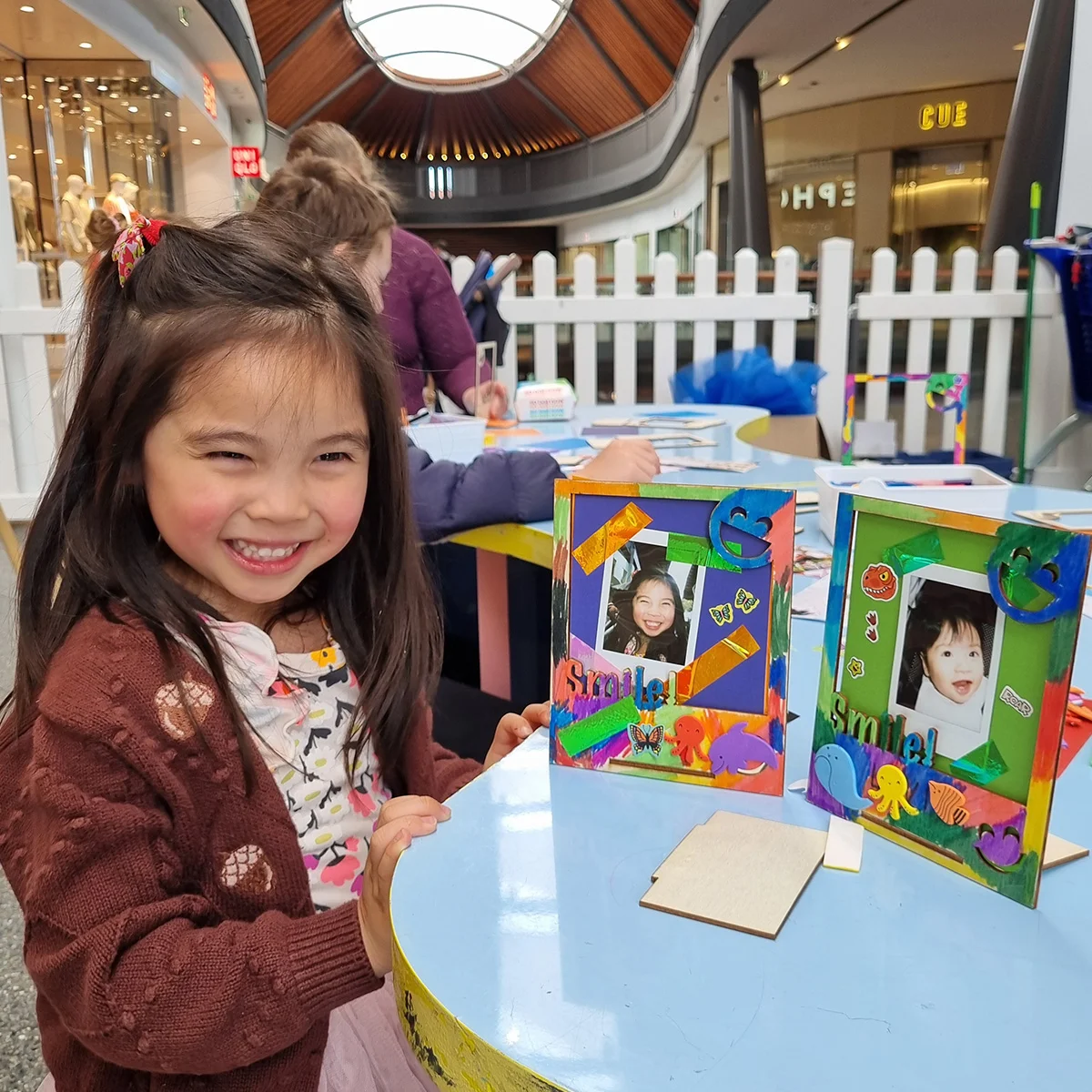 快乐小女生，健康牙齿 墨尔本MC Dental