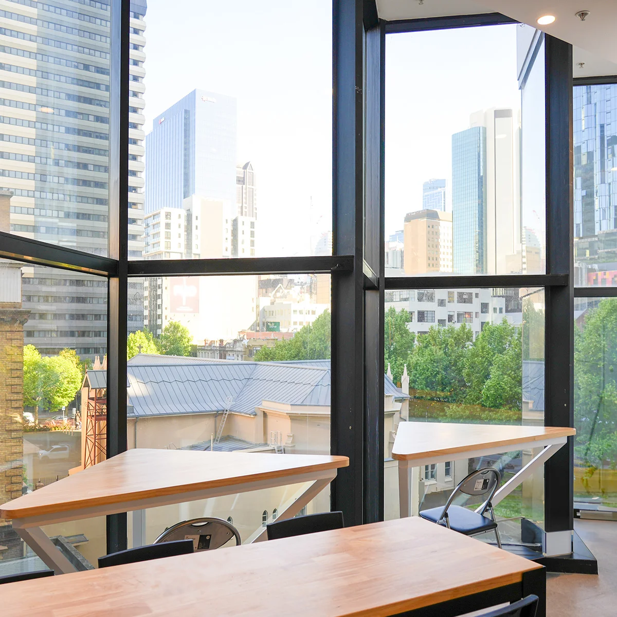 欢迎来到我们全新装修的墨尔本中心诊所