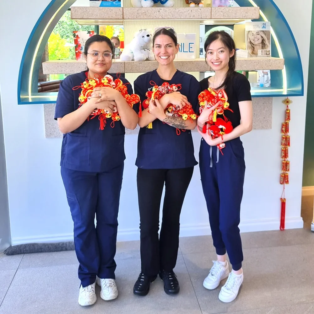 蛇年新春快乐 祝福来自MC Dental 墨尔本牙医